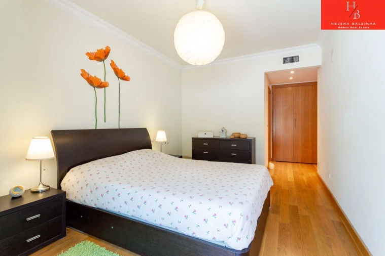 Apartamento T2 para Venda em Odivelas Foto 16