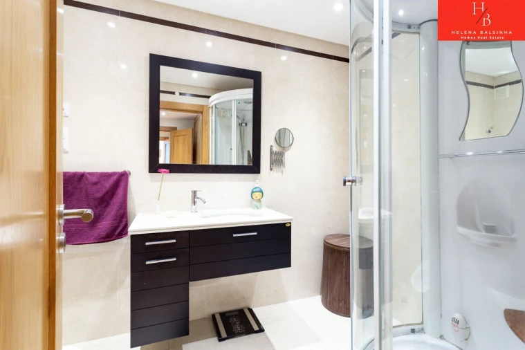 Apartamento T2 para Venda em Odivelas Foto 12