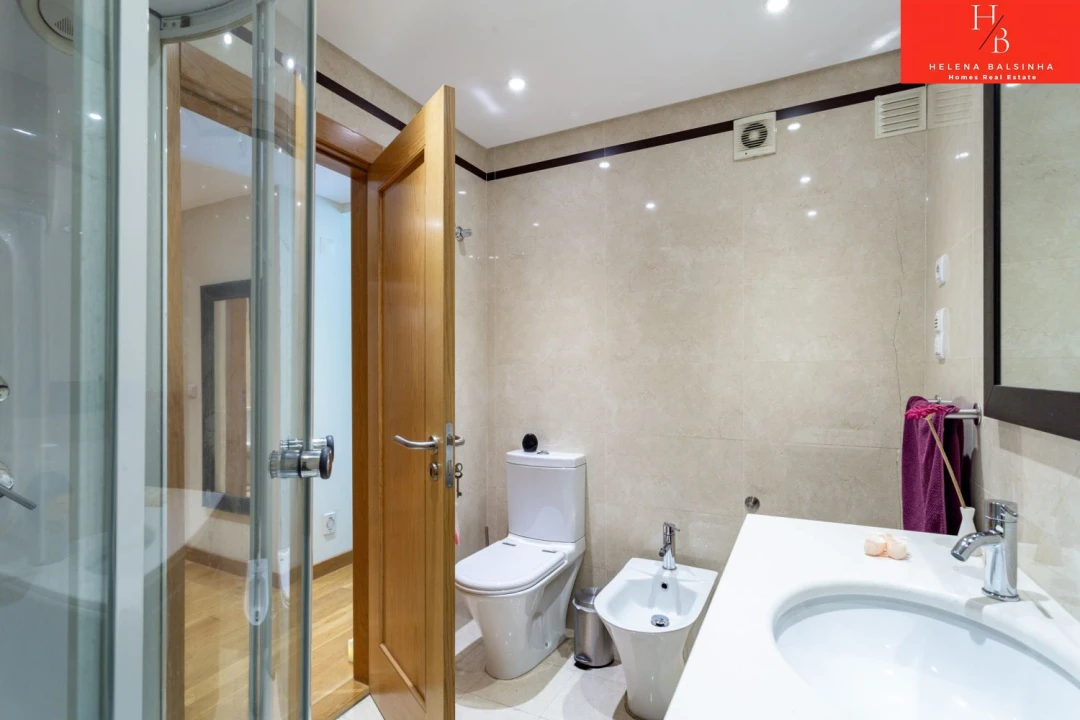 Apartamento T2 para Venda em Odivelas Foto 13