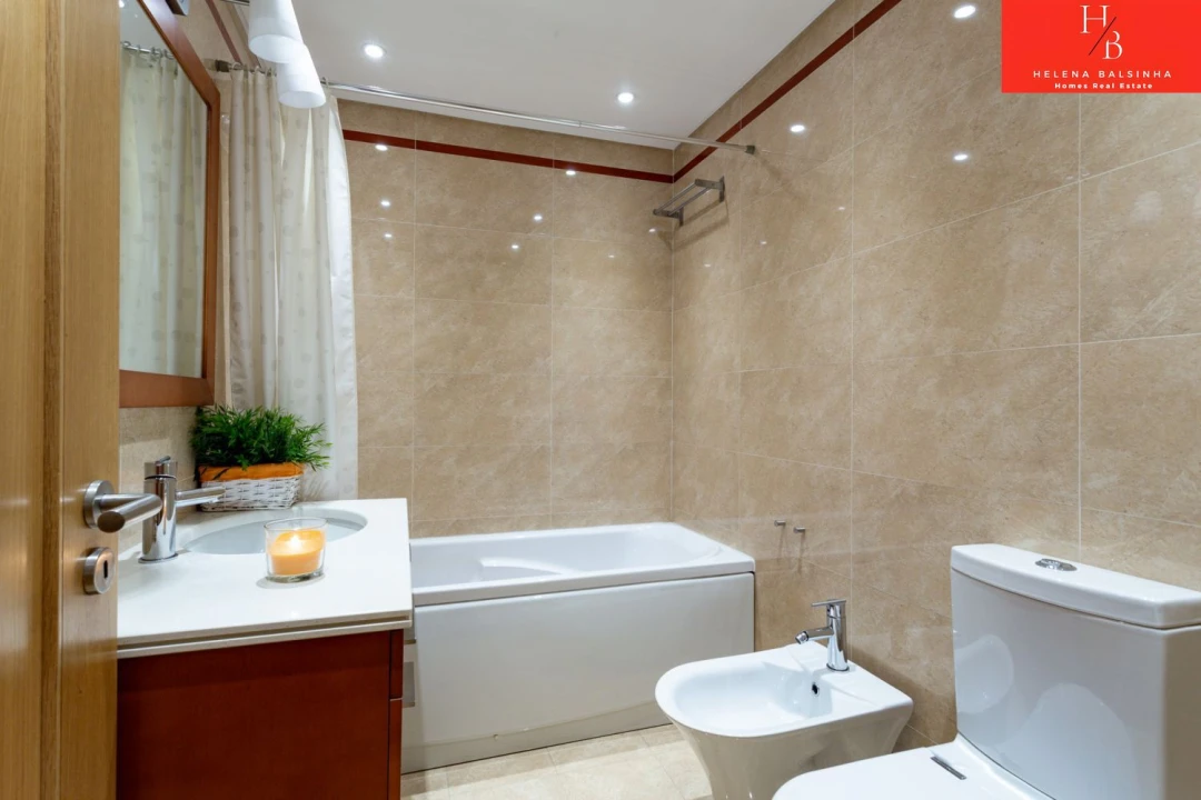 Apartamento T2 para Venda em Odivelas Foto 8