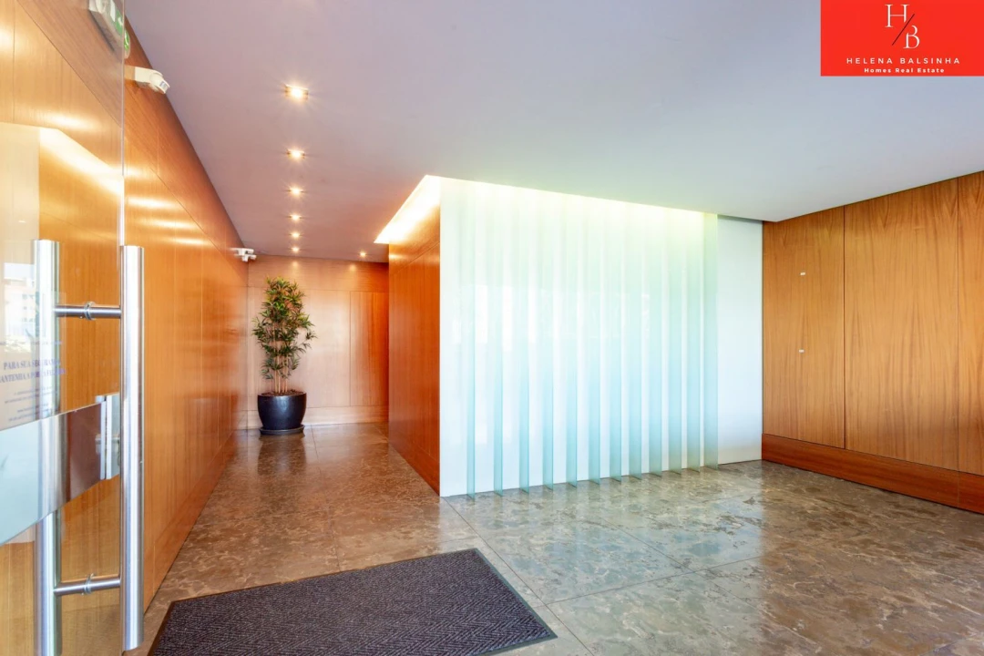 Apartamento T2 para Venda em Odivelas Foto 32