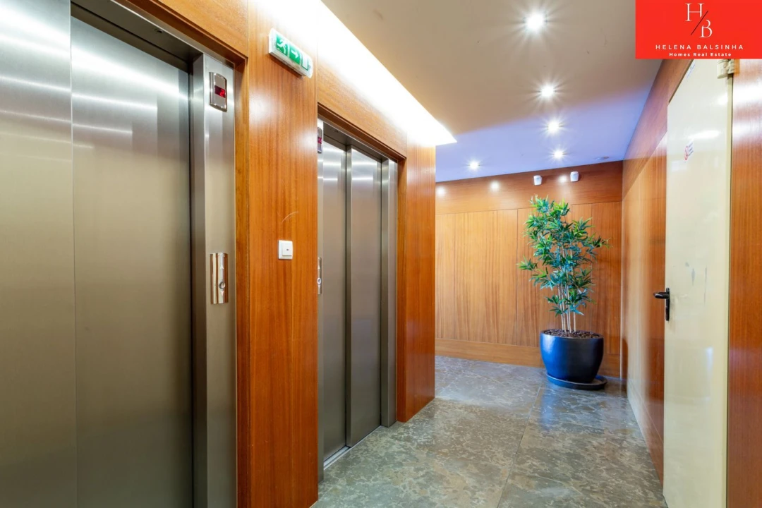 Apartamento T2 para Venda em Odivelas Foto 31