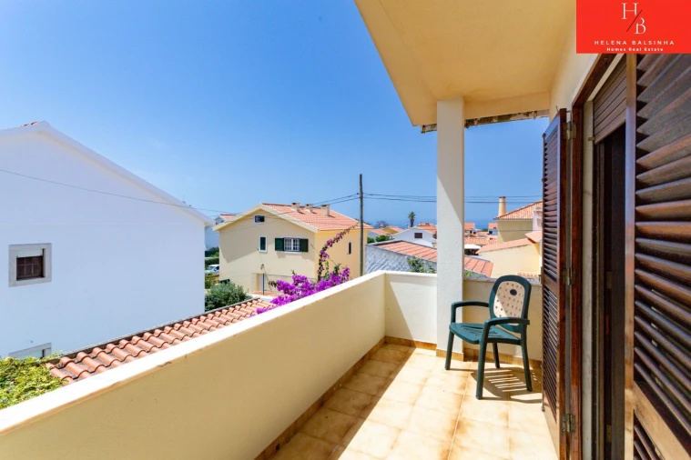 Moradia T6 para Venda em Encarnação Foto 44