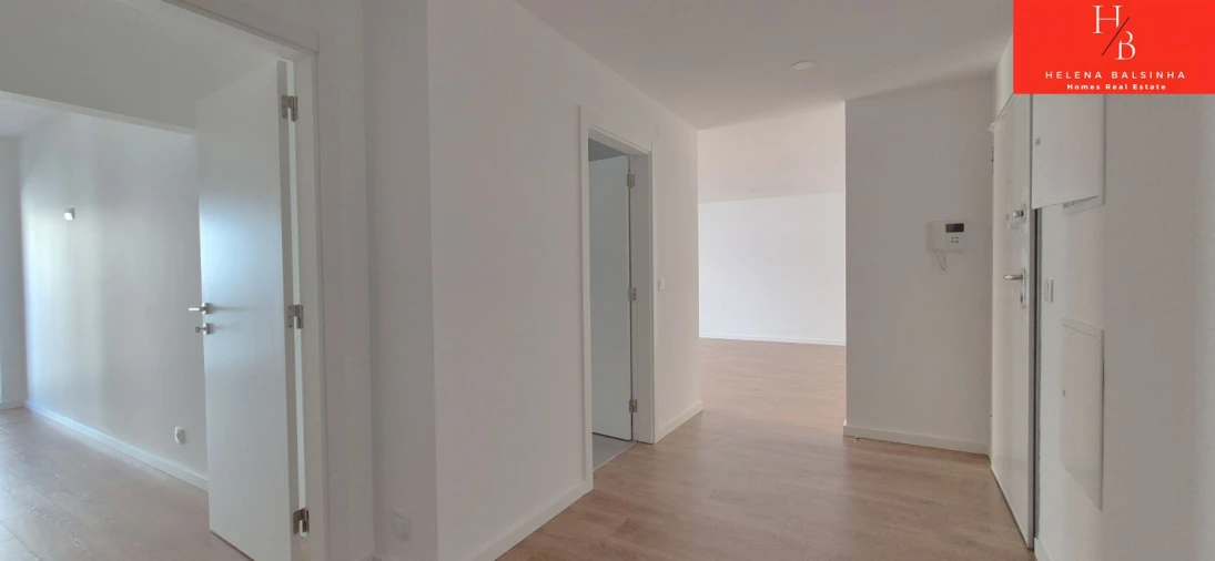 Apartamento T2 para Venda em Loures Foto 17