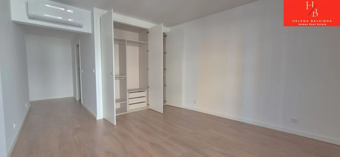 Apartamento T2 para Venda em Loures Foto 14