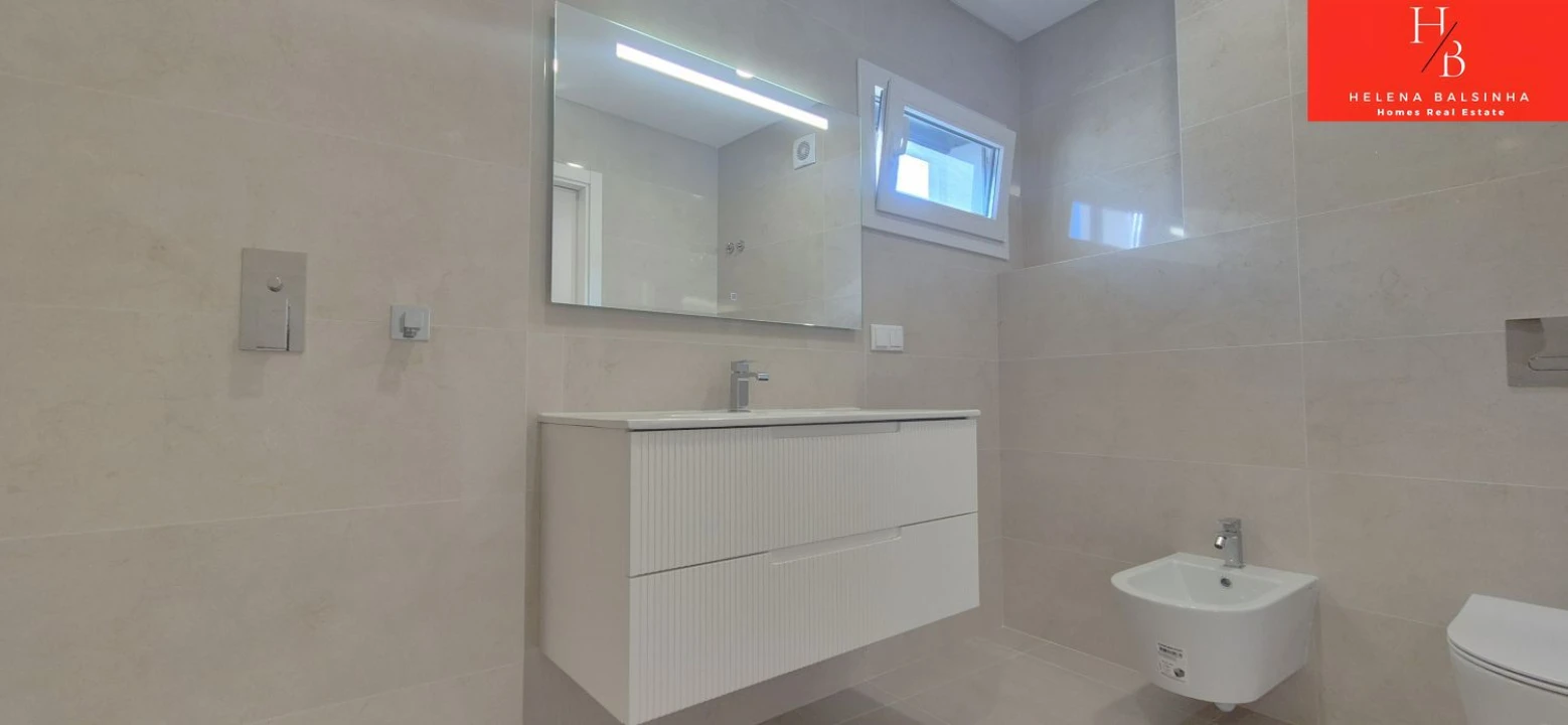 Apartamento T2 para Venda em Loures Foto 18