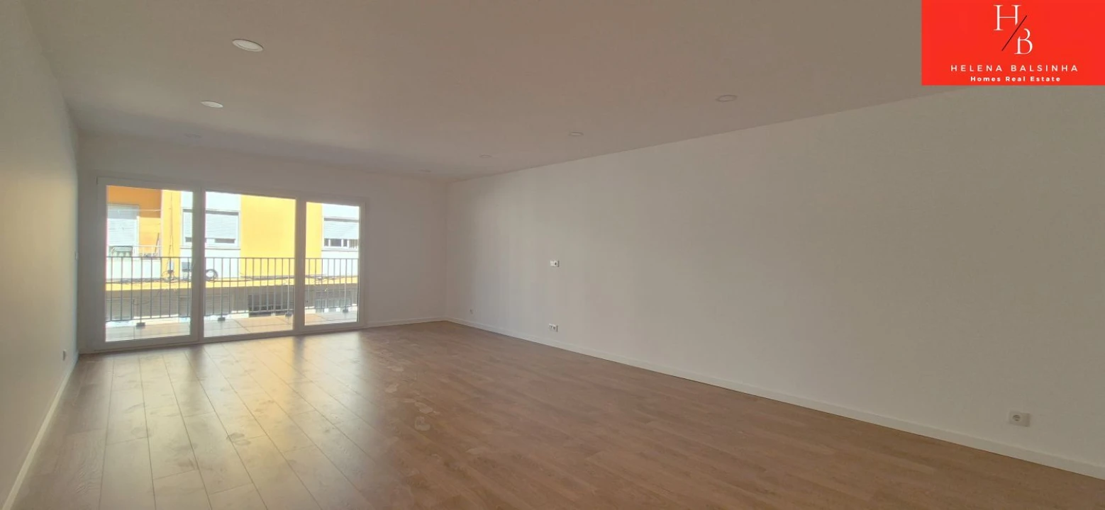 Apartamento T2 para Venda em Loures Foto 11