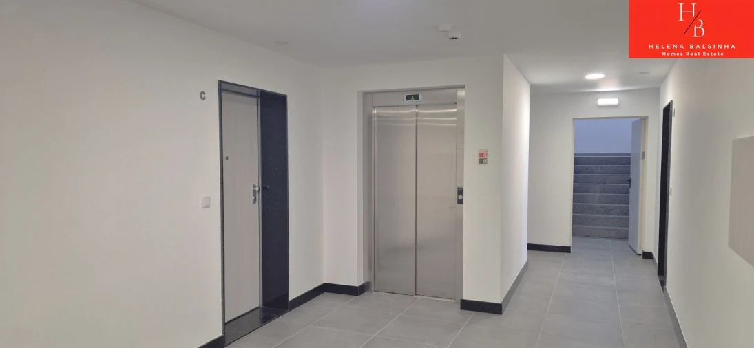 Apartamento T3 para Venda em Loures Foto 2