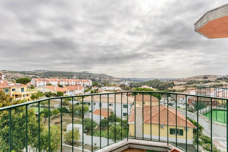 Apartamento T2 para Venda em Barcarena Foto 2