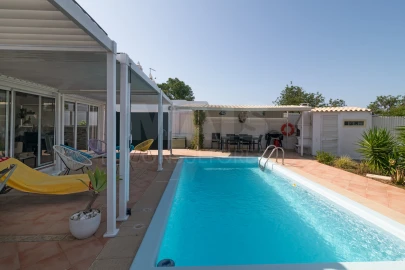 Moradia T3 para Venda em Albufeira e Olhos de Água