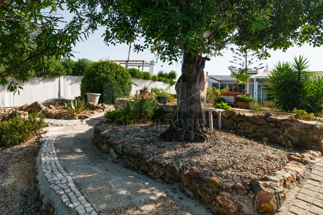 Moradia T3 para Venda em Albufeira e Olhos de Água Foto 10