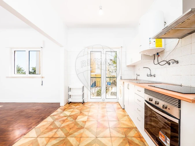 Apartamento T2 para Arrendamento em Castanheira do Ribatejo e Cachoeiras Foto 21