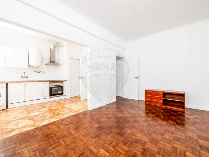 Apartamento T2 para Arrendamento em Castanheira do Ribatejo e Cachoeiras Foto 3