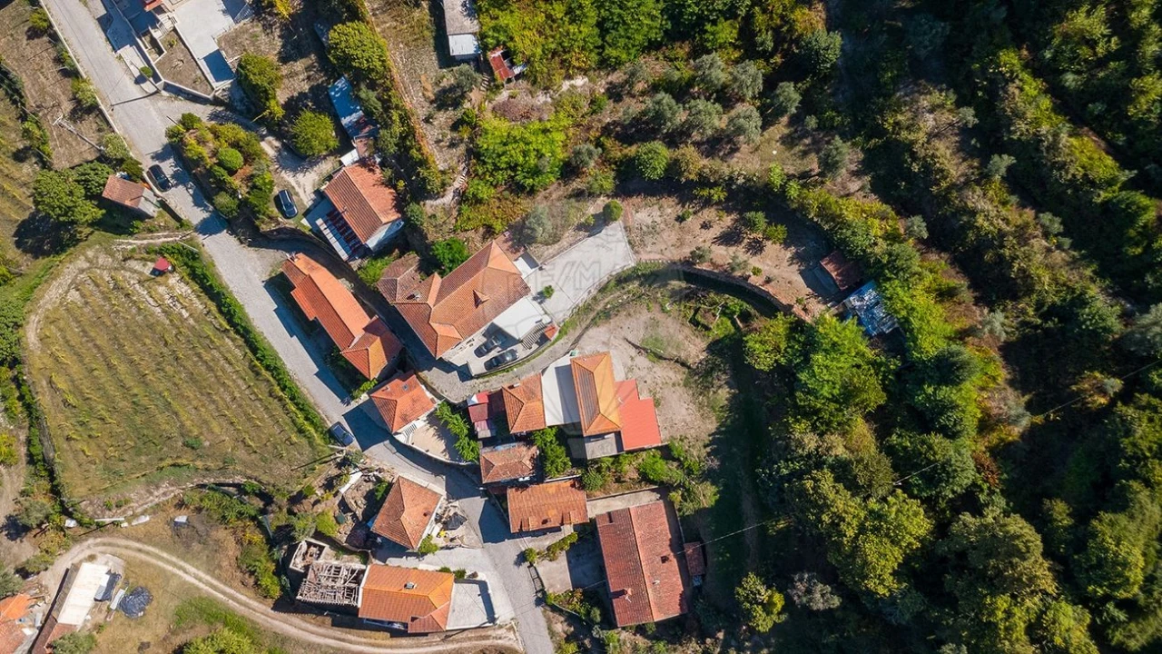 Moradia T4 para Venda em Vila Chã do Marão Foto 32