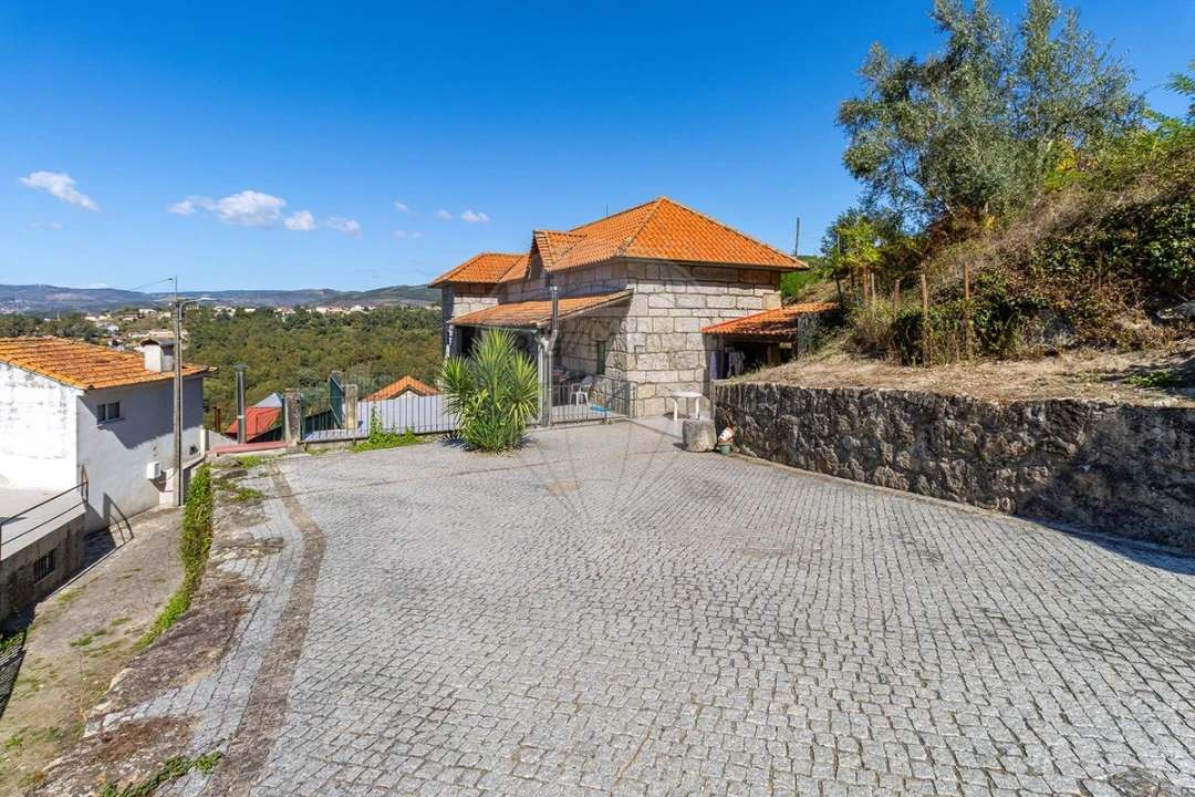 Moradia T4 para Venda em Vila Chã do Marão Foto 20