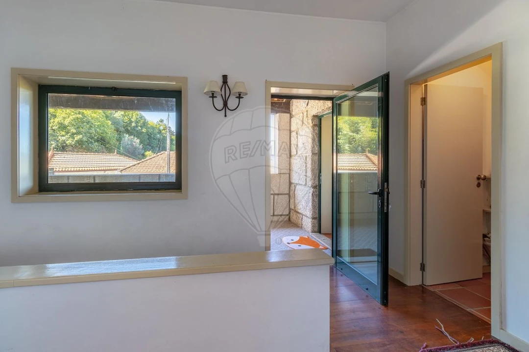 Moradia T4 para Venda em Vila Chã do Marão Foto 18