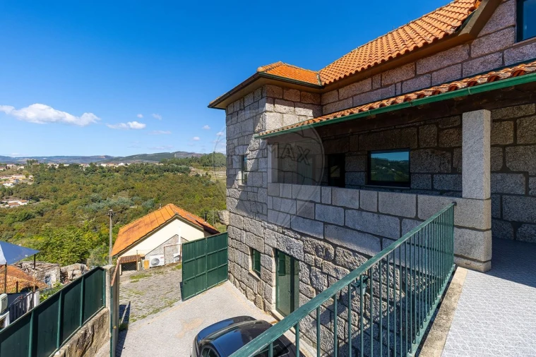 Moradia T4 para Venda em Vila Chã do Marão Foto 31