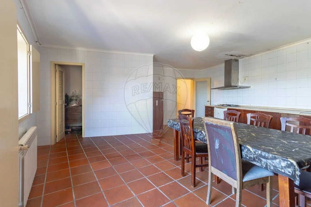 Moradia T4 para Venda em Vila Chã do Marão Foto 5