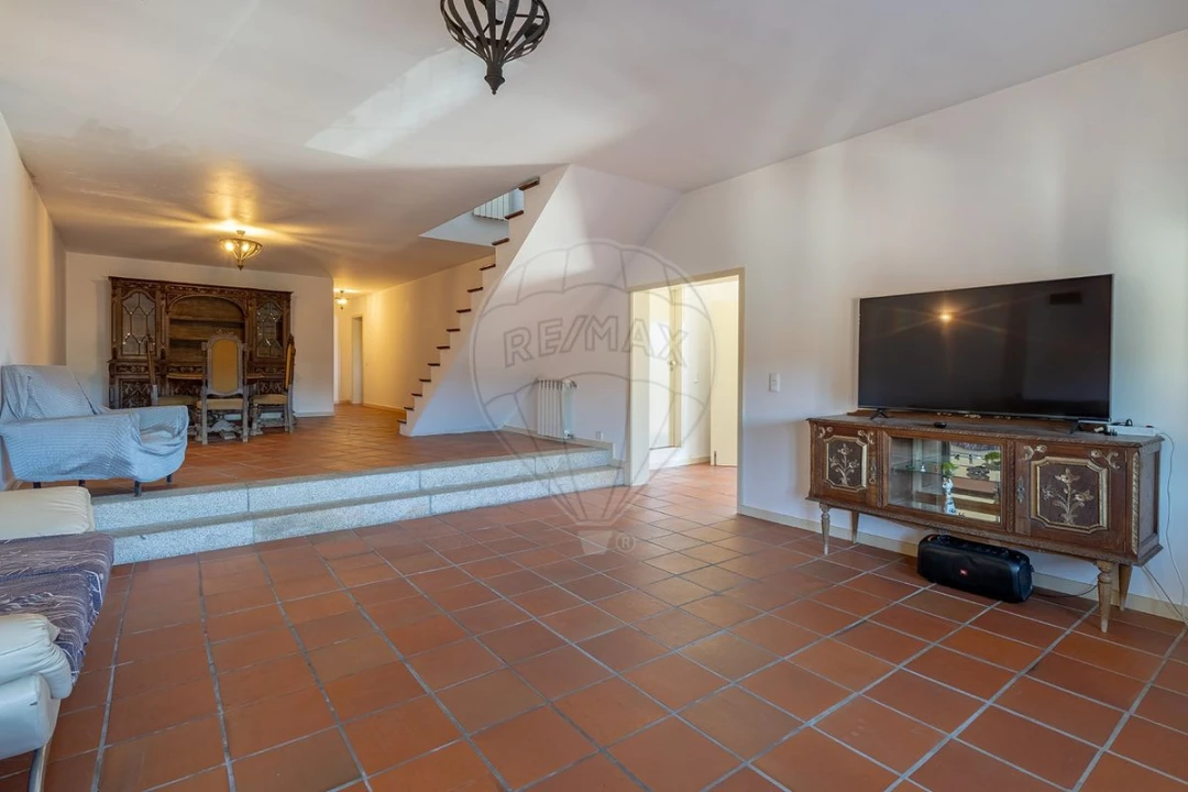 Moradia T4 para Venda em Vila Chã do Marão Foto 2