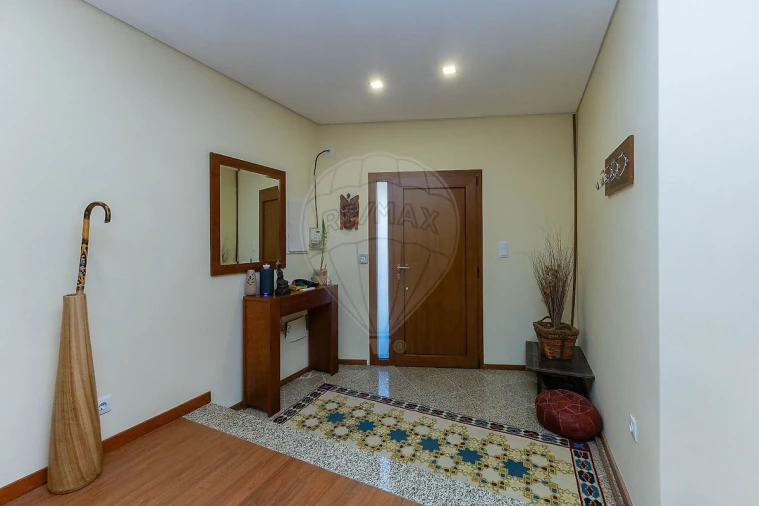 Moradia T3 para Venda em Gulpilhares e Valadares Foto 5