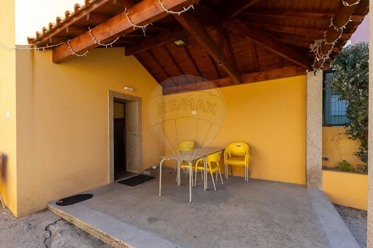 Moradia T3 para Venda em Gulpilhares e Valadares Foto 32