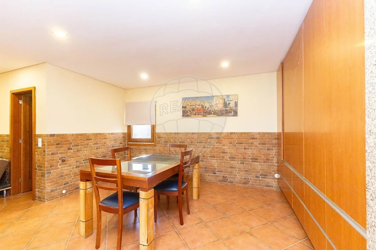 Moradia T3 para Venda em Gulpilhares e Valadares Foto 25