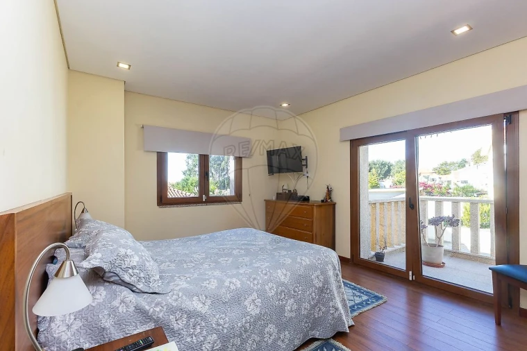 Moradia T3 para Venda em Gulpilhares e Valadares Foto 19