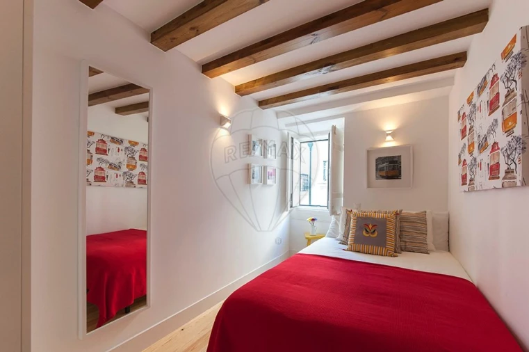 Prédio para Venda em Santa Maria Maior Foto 10