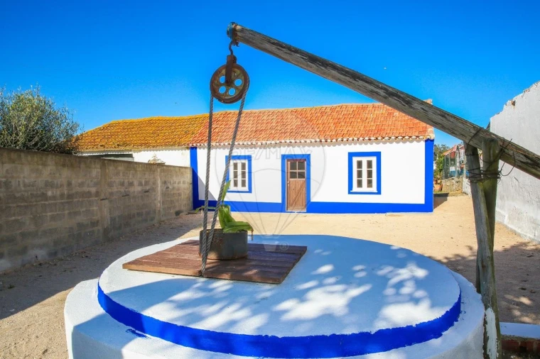 Moradia T1 para Venda em Aveiras de Cima