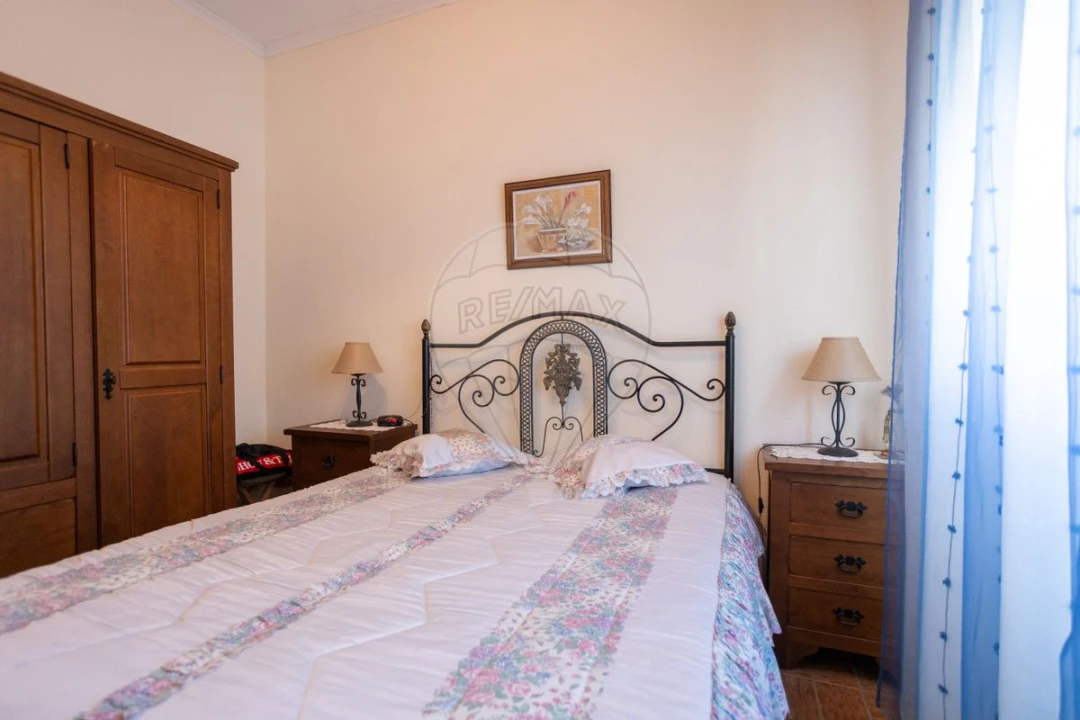 Moradia T2 para Venda em Salvaterra de Magos e Foros de Salvaterra Foto 2