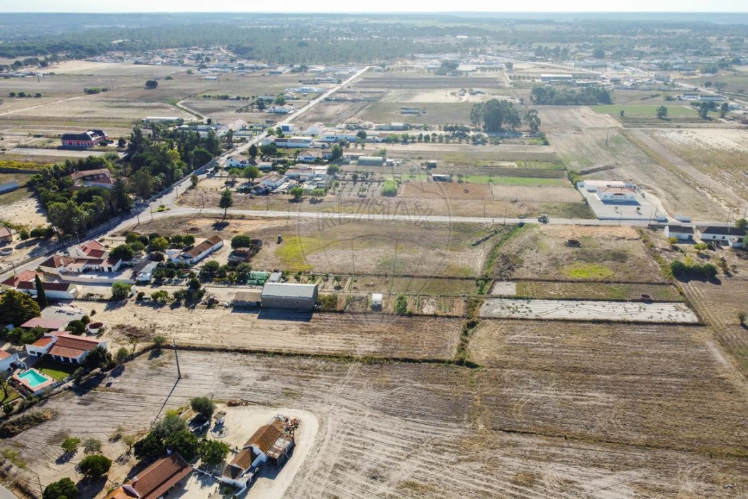 Moradia T2 para Venda em Salvaterra de Magos e Foros de Salvaterra Foto 32