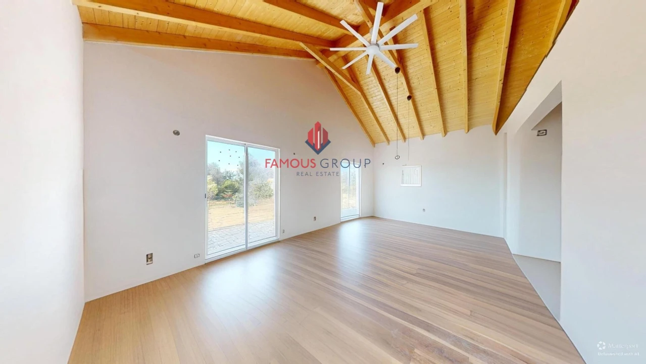 Moradia T5 para Venda em Silves Foto 20