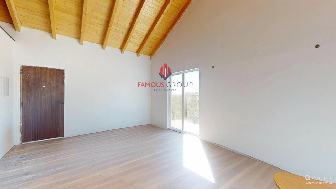 Moradia T5 para Venda em Silves Foto 9