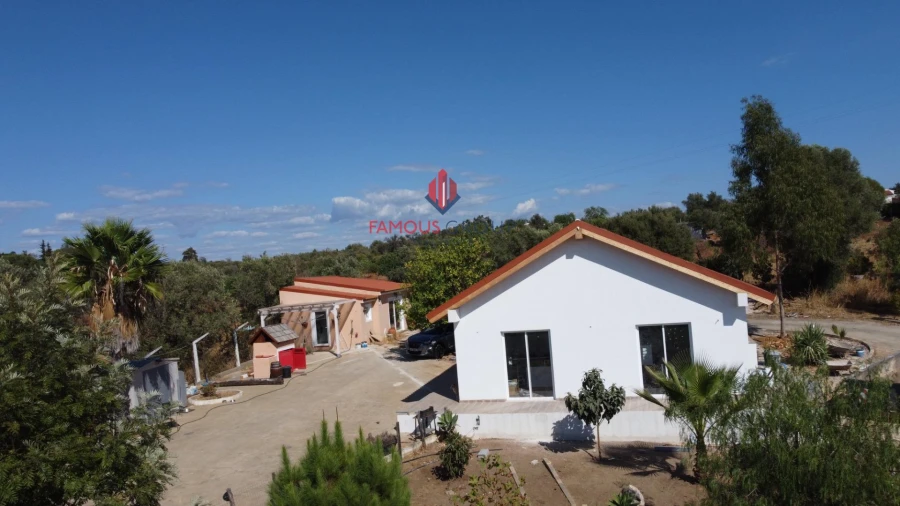 Moradia T5 para Venda em Silves Foto 4