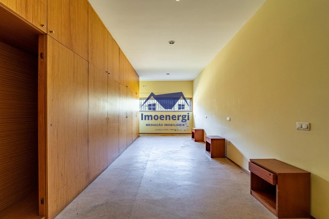 Prédio para Venda em Arvore Foto 24