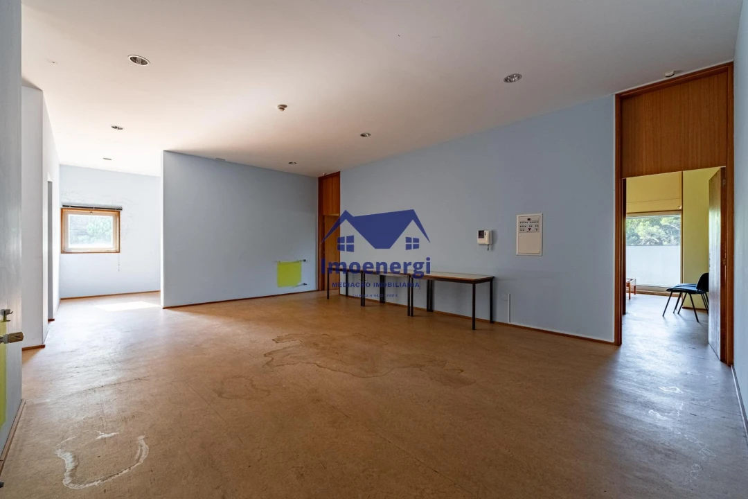 Prédio para Venda em Arvore Foto 30