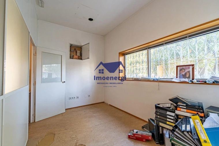 Prédio para Venda em Arvore Foto 12