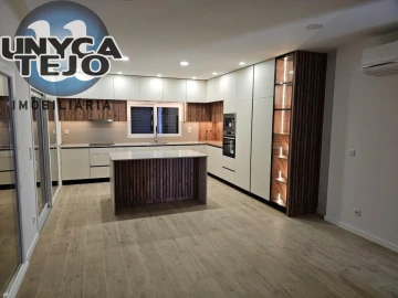 Moradia T4 para Venda em Quinta do Anjo
