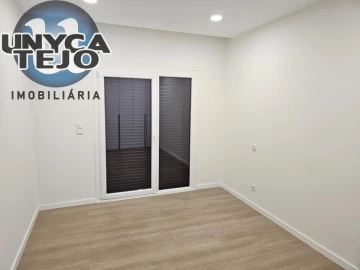 Moradia T4 para Venda em Quinta do Anjo