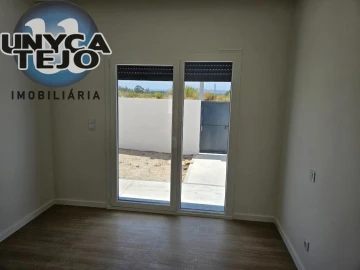 Moradia T4 para Venda em Quinta do Anjo