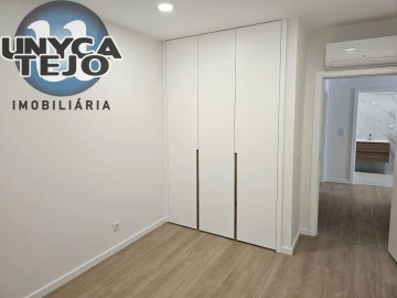 Moradia T4 para Venda em Quinta do Anjo