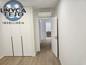 Moradia T4 para Venda em Quinta do Anjo