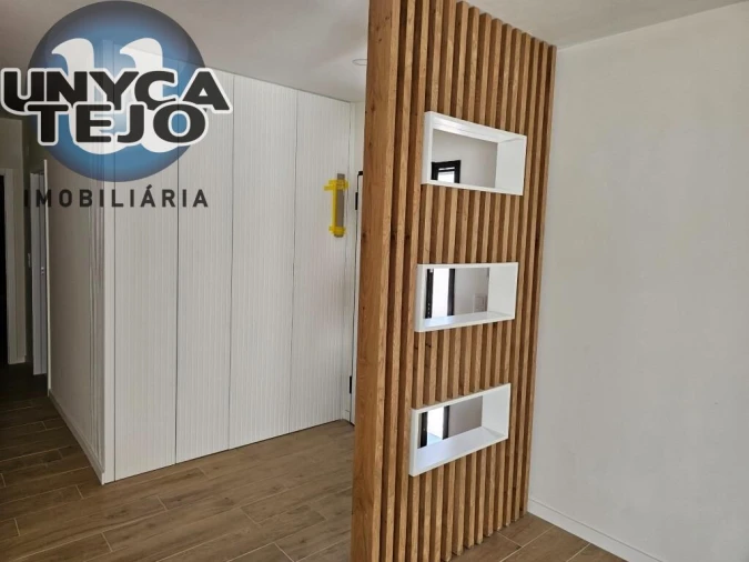 Moradia T4 para Venda em Quinta do Anjo Foto 14