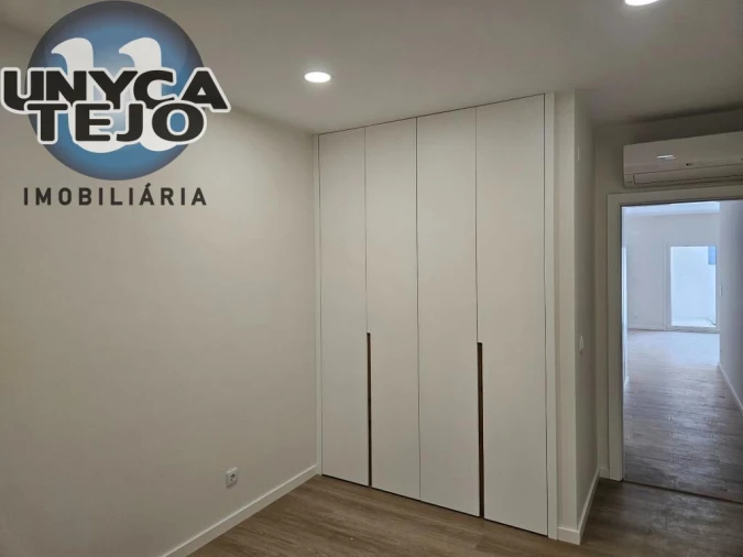 Moradia T4 para Venda em Quinta do Anjo Foto 22