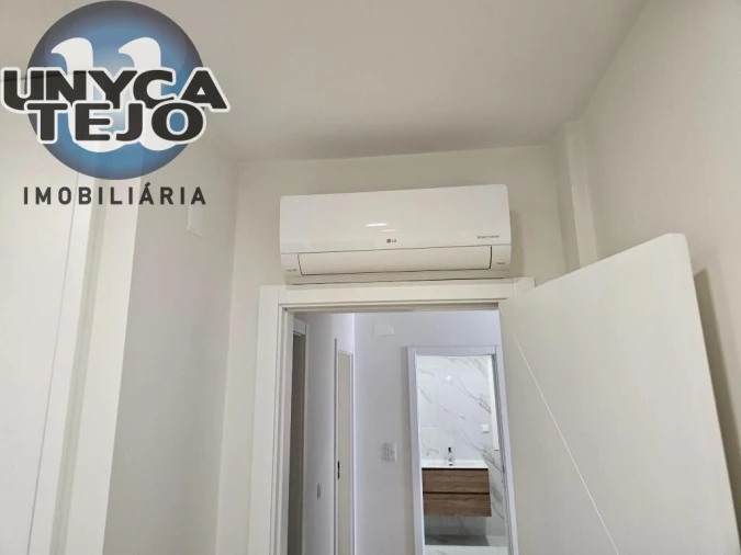 Moradia T4 para Venda em Quinta do Anjo Foto 30