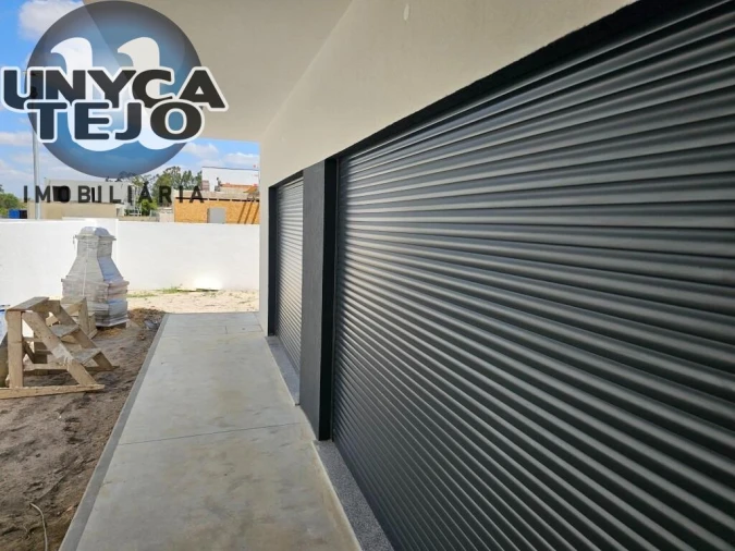 Moradia T4 para Venda em Quinta do Anjo Foto 50