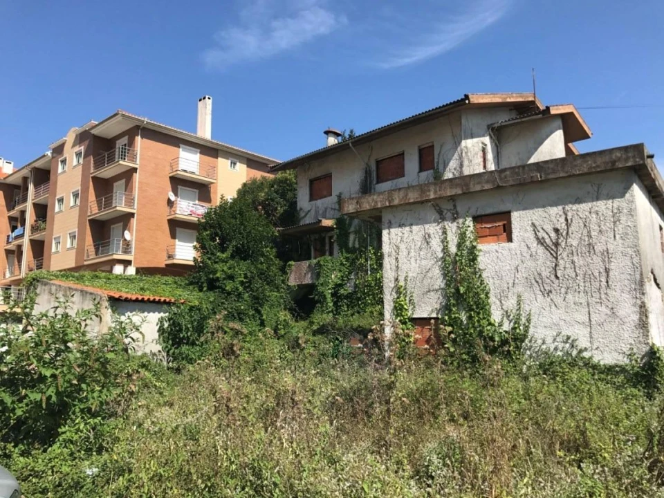 Moradia T4 para Venda em Albergaria-A-Velha e Valmaior Foto 2