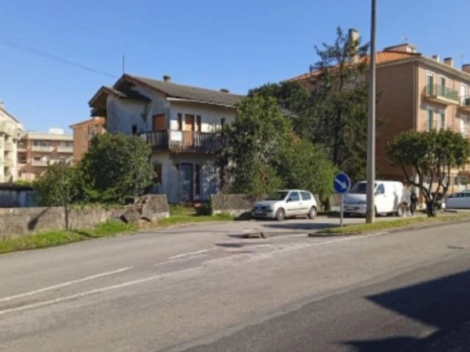 Moradia T4 para Venda em Albergaria-A-Velha e Valmaior Foto 3