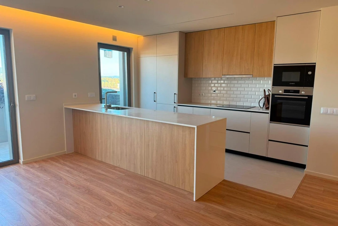 Apartamento T3 para Venda em Vila Nova de Famalicão e Calendário Foto 1