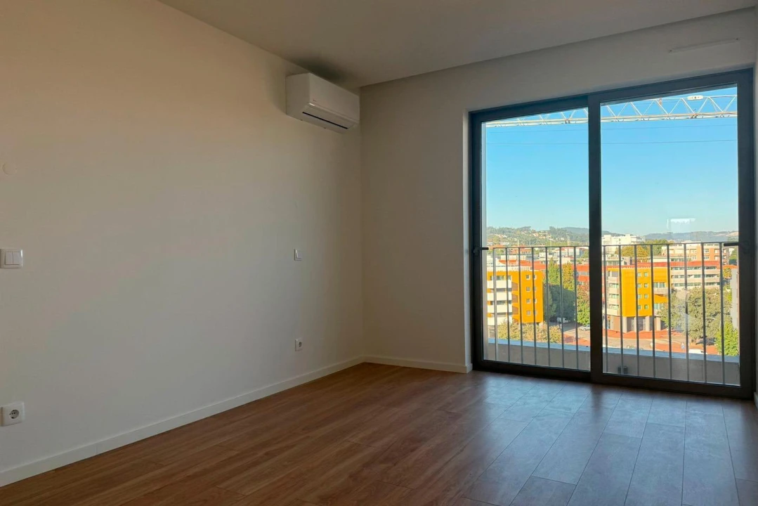 Apartamento T3 para Venda em Vila Nova de Famalicão e Calendário Foto 12